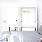 Family House Апартаменты *