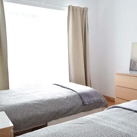 Family House Апартаменты *